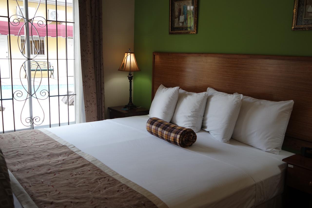 Hotel Kiskadee Korner Port of Spain Esterno foto